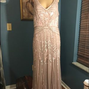 Simply stunning evening gown!! Never worn.